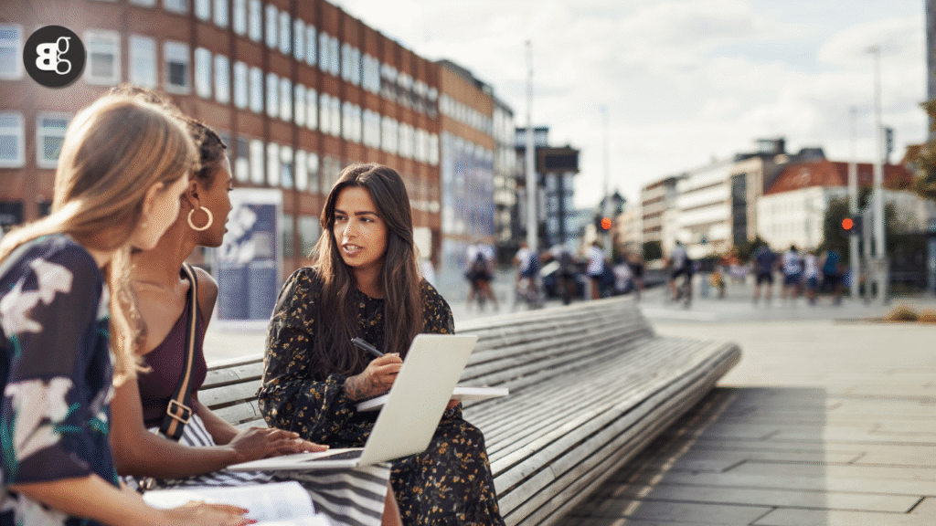 4 Side Hustles That Can Make You $100K in 2025