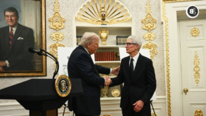 Apple Pledges Extra $100B to U.S. Manufacturing Amid Pressure from Trump