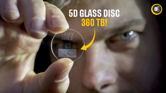 The-5D-Glass-Disc-That-Can-Store-360TB-for-Billions-of-Years.